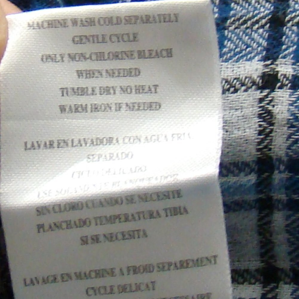 Kut from the Kloth Blue & White Plaid Long Sleeve Snap Front Shirt Size Medium - Picture 10 of 11